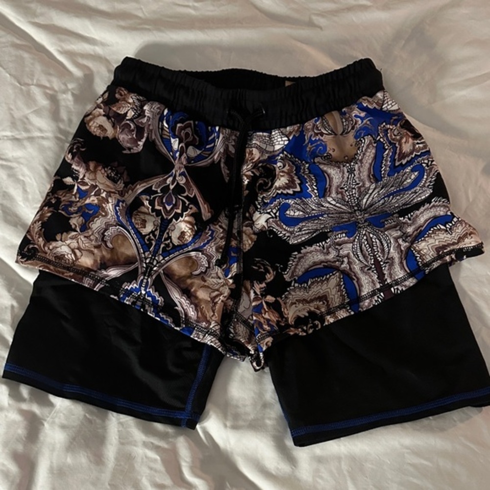 EUC Gottex Women's Black and Blue Patterned Athletic Shorts w/ Two Layers 🌙